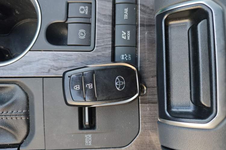 Used Toyota Crown Kluger 2024 2.5L HEV Four-Wheel Drive Luxury Edition