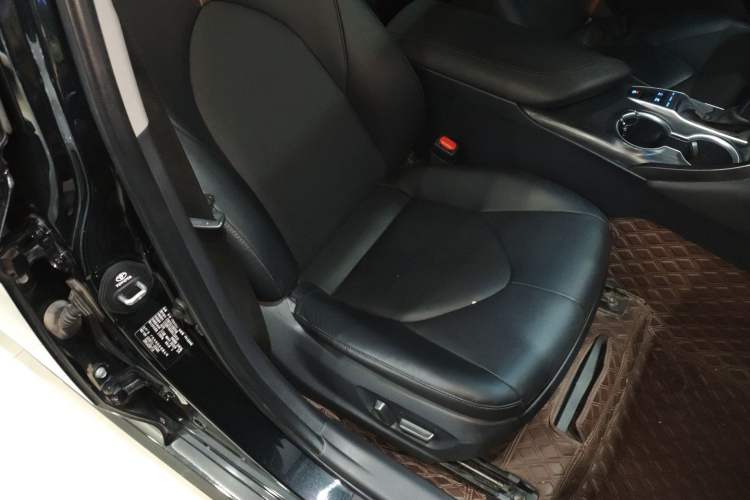 Used Toyota Camry 2021 Dual-Motor 2.5 HGVP Leading Edition