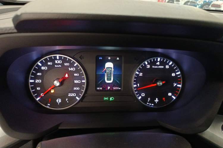 Used MG 5 2021 180 DVVT CVT Youthful Style Edition
