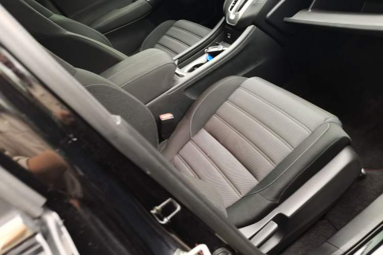 Used Honda Breeze 2021 240TURBO CVT Front-Wheel Drive Elite Edition