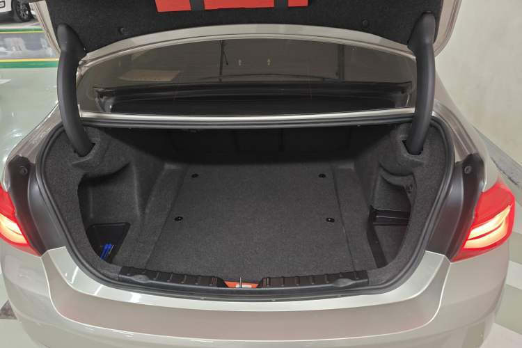 Used BMW 3 Series 2018 320Li Fashion Model