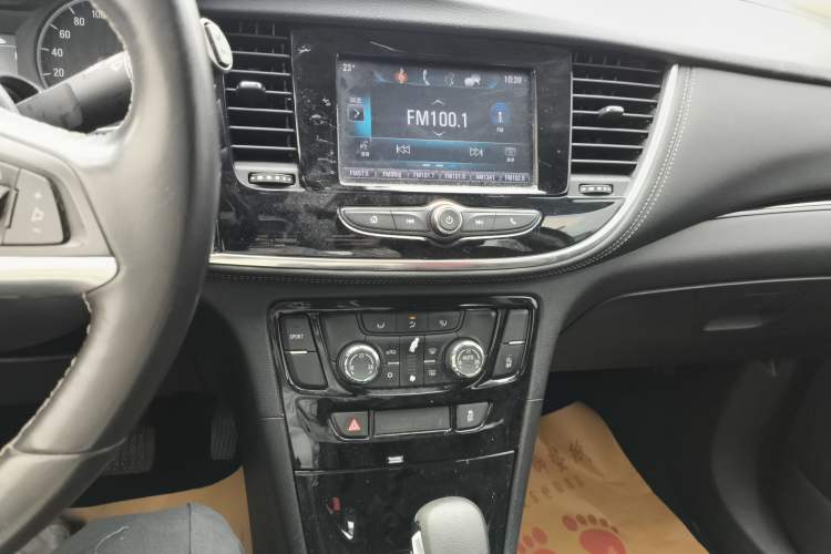 Used Buick Encore 2017 18T Automatic Two-Wheel Drive Urban Elite Model
