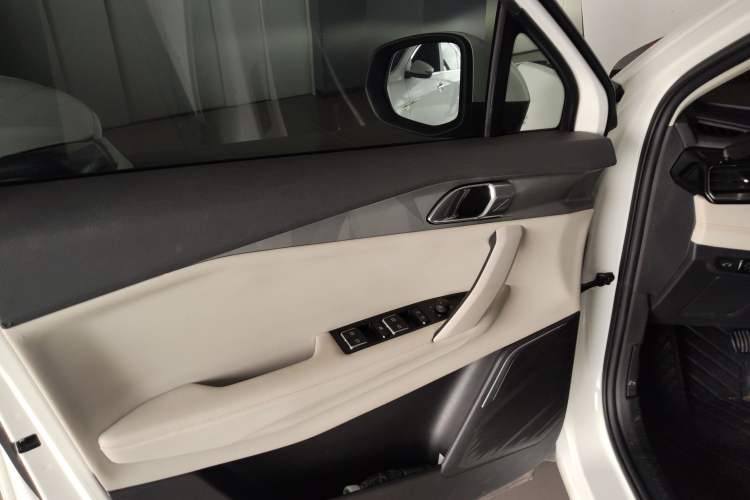 Used Lynk & Co 06 EM-P 2020 PHEV Plus
