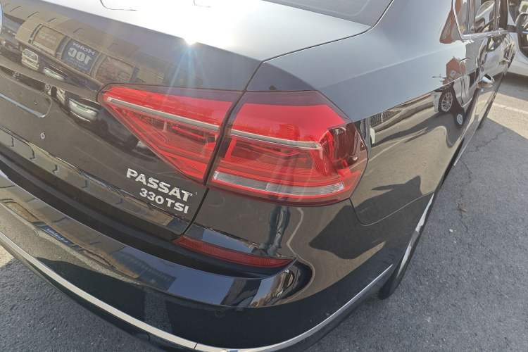 Used Volkswagen Passat 2017 1.8TSI DSG Government Procurement Version (CEA Engine)
