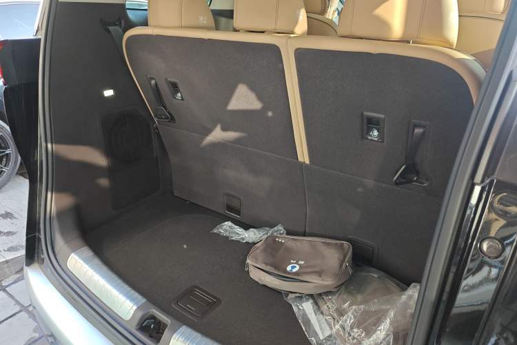 Used Denza D9 2024 DM-i 980 Four-Wheel Drive Prestige Model