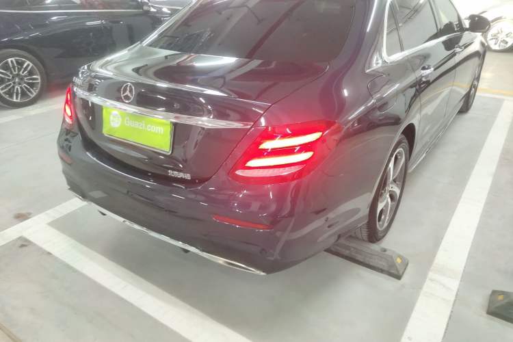 Used Mercedes-Benz E-Class 2019 E 300 L Sporty and Stylish Model
