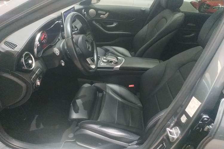 Used Mercedes-Benz C-Class 2017 Facelift C 200 L Sport Edition
