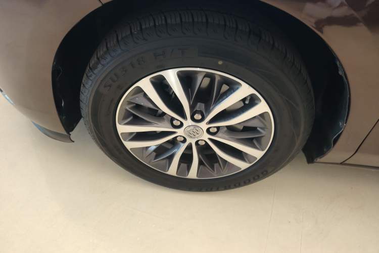 Used Buick GL8 2018 ES 28T Comfort Model China VI Standard
