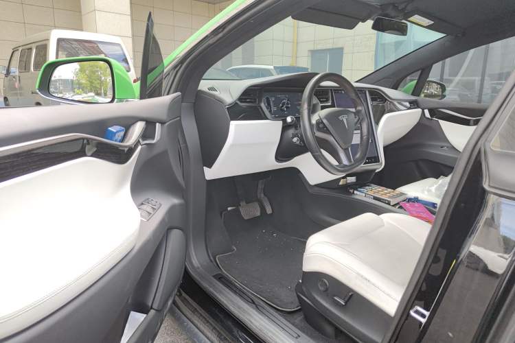 Used Tesla Model X 2019 Standard Range Version