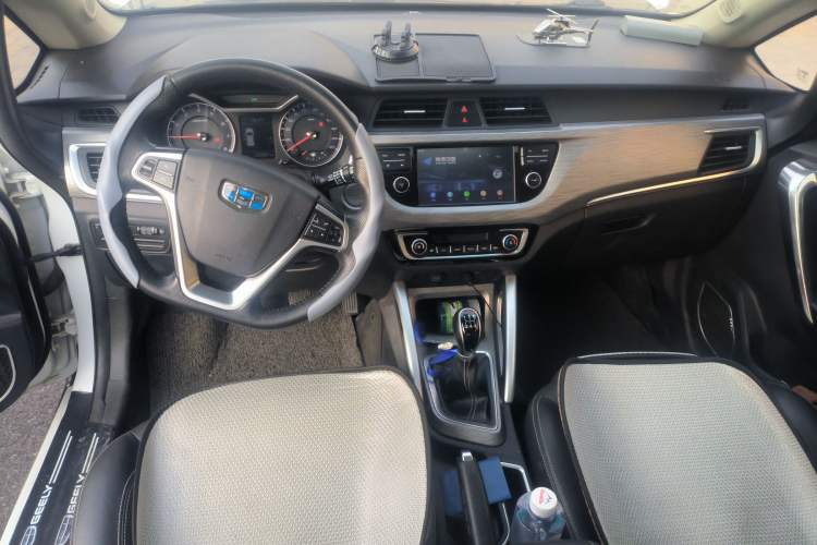 Used Geely Auto Vision X3 2017 1.5L Manual Luxury Model