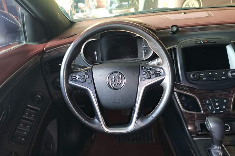 Used Buick LaCrosse 2014 2.0T SIDI Smart Luxury Flagship Edition
