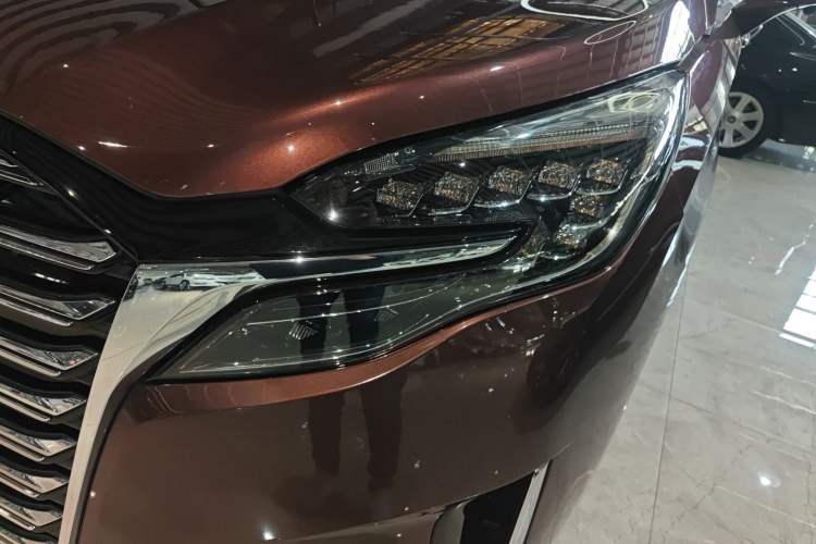 Used Buick GL8 2022 ES Landtrek 653T Comfort Edition
