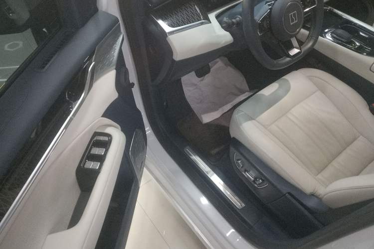 Used Zeekr 009 2022 WE Edition