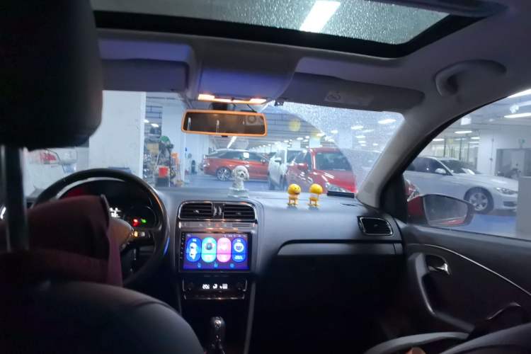 Used Volkswagen Polo 2018 1.5L Automatic Luxury Edition
