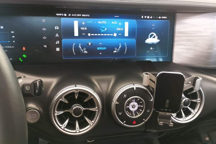 Used Tank 300 2021 City Edition 2.0T—Truly Stylish