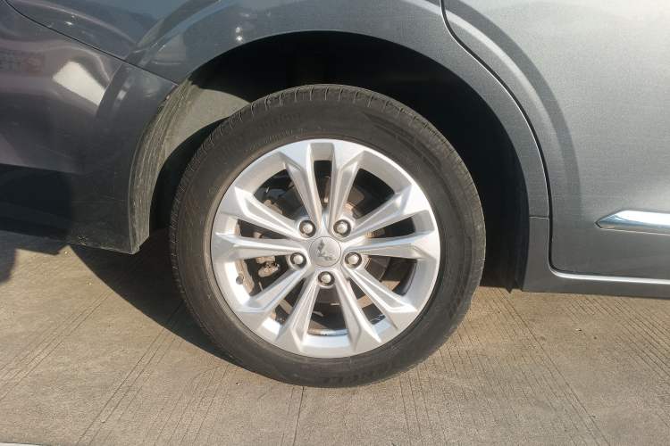 Used Wuling Jiachen 2022 1.5L Manual Comfort Edition
