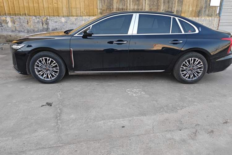 Used Hongqi H5 2023 2.0T Automatic Smart Connect Flagship Edition
