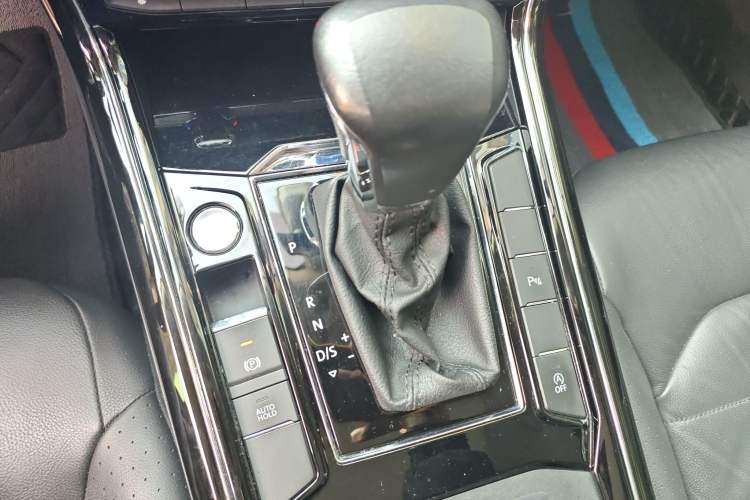 Used Volkswagen Phideon 2018 380TSI Two-Wheel Drive Business Edition