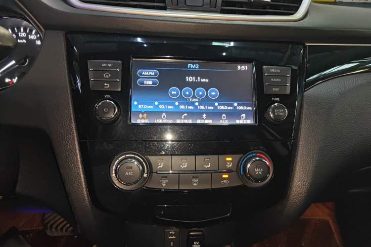 Used Nissan Qashqai 2017 2.0L CVT Smart Enjoyment Version China VI Standard
