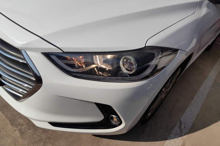 Used Hyundai Elantra 2016 1.6L Automatic ZhiXuan – Elite Version
