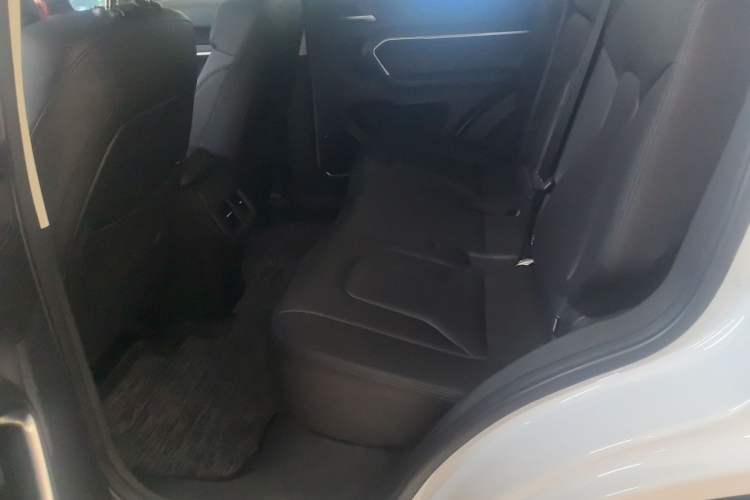 Used Haval H6 2017 Blue Label 2.0T Automatic Two-Wheel Drive Smart Edition
