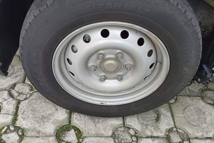 Used Ruichi EC75 2023 Pioneer II Model 41.86 kWh
