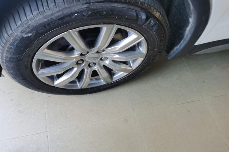 Used Cadillac XT4 2021 28T Two-Wheel Drive Leading Version
