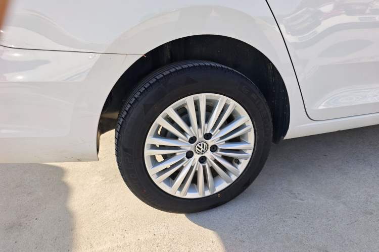 Used Volkswagen Santana 2019 1.5L Manual Comfort Version China VI