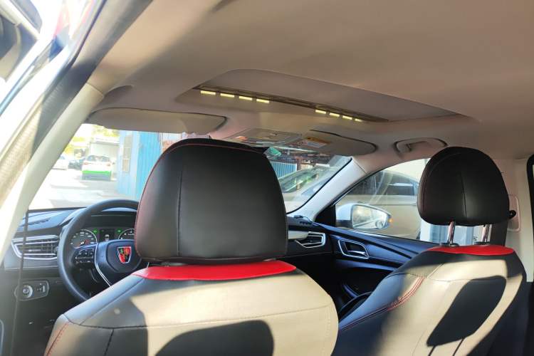 Used Roewe i5 2019 1.5L Automatic 4G Connected Langyue Edition
