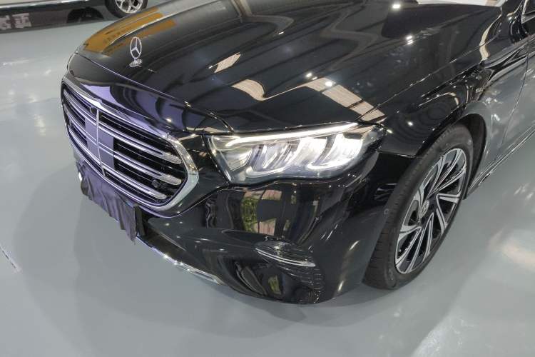 Used Mercedes-Benz E-Class 2025 E 300 L Luxury Model