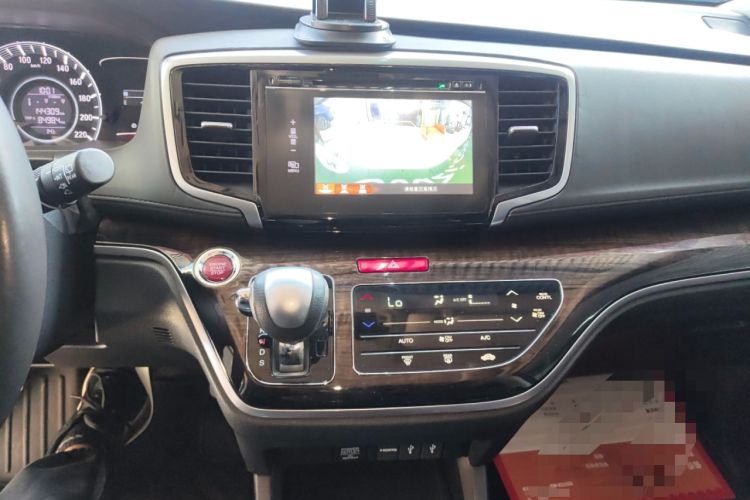 Used Honda Odyssey 2015 Updated Version 2.4L Smart Edition