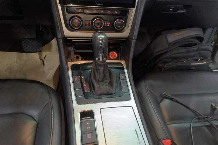 TDK.VehicleDetails.img