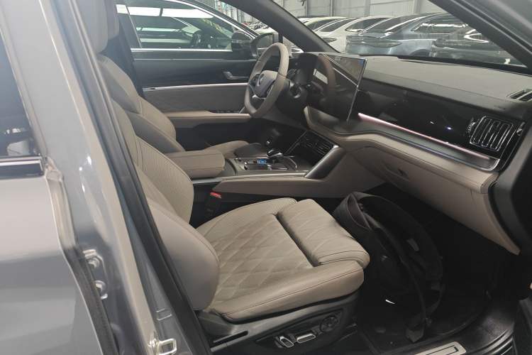 Used BYD Tang New Energy 2025 Intelligent Driving Version DM-i 115KM Flagship Edition
