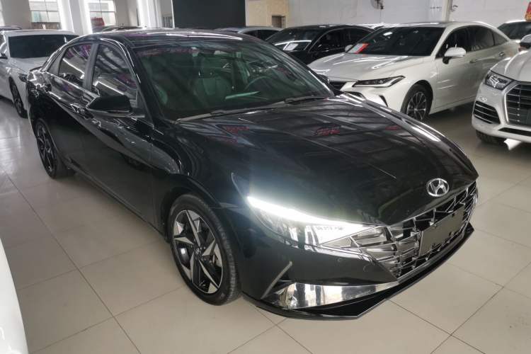 Used Hyundai Elantra 2021 240TGDi DCT LUX Prestige Edition