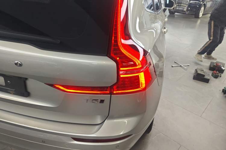 Used Volvo XC60 2019 T5 4x4 Zhiyuan Edition China VI Standard
