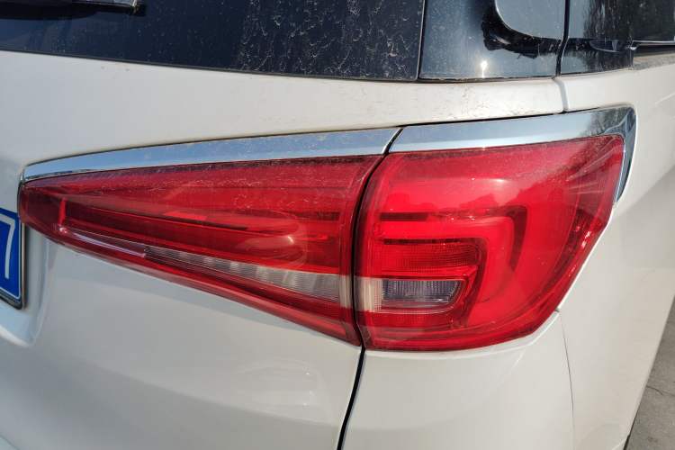 Used Buick GL8 2018 ES 28T Luxury Model China VI Standard
