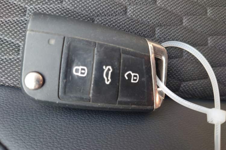 Used Volkswagen Tiguan L 2021 330TSI Automatic Two-Wheel Drive Comfort Edition
