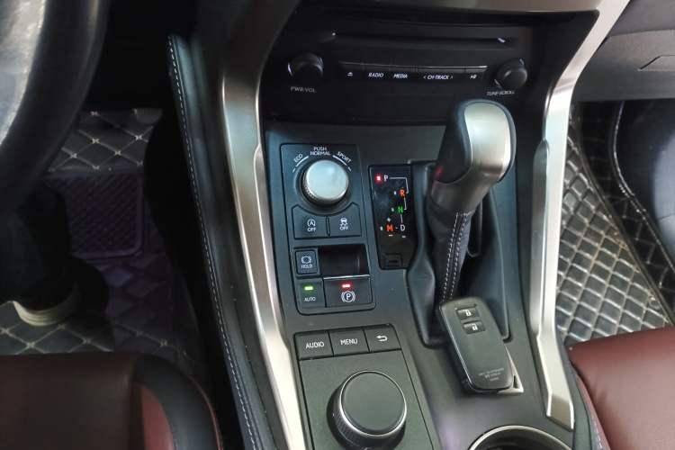 Used Lexus NX 2015 200T All-Wheel-Drive Fēngshàng Edition