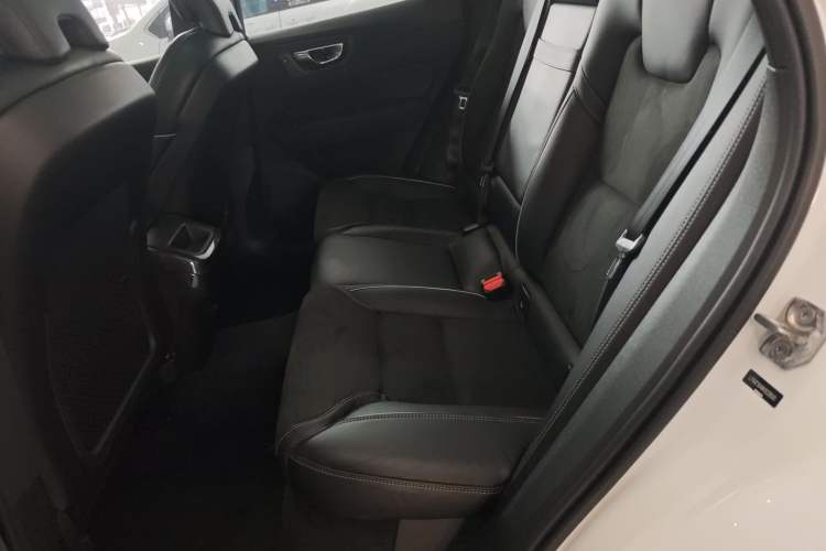 Used Volvo XC60 2019 T5 4x4 Zhiyuan Sport Edition China V Standard