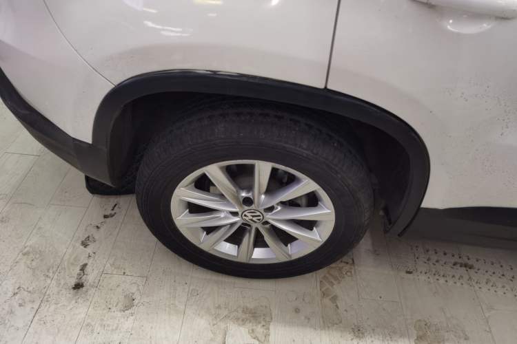 Used Volkswagen Tiguan 2017 300TSI Automatic Two-Wheel Drive Silk Road Luxury Edition
