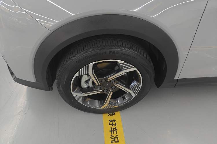 Used Lynk & Co 06 EM-P 2022 PHEV 84 km Range Pro Version