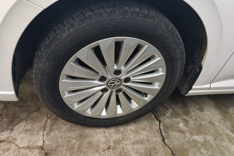 Used Volkswagen Lavida 2019 1.5L Automatic Comfort Edition China VI Standard