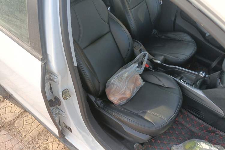 Used Peugeot 2008 2014 1.6L Automatic Fashion Edition