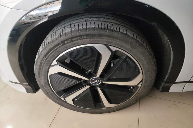 Used BYD Song L EV 2025 Intelligent Driving Version 662 km LiDAR Excellence Edition