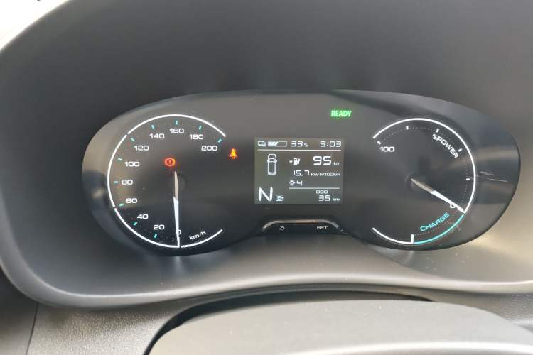 Used Wuling Hongguang New Energy 2024 All-Electric Model 300KM Practical Version