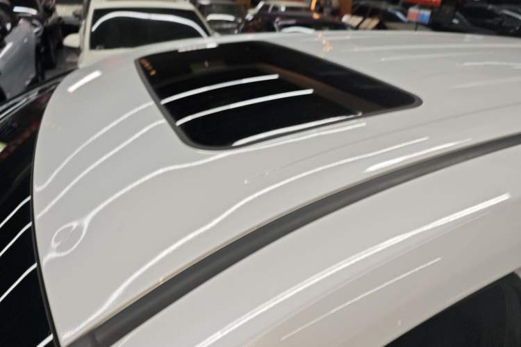 Used Toyota Sienna 2021 2.5L Hybrid Premium Edition
