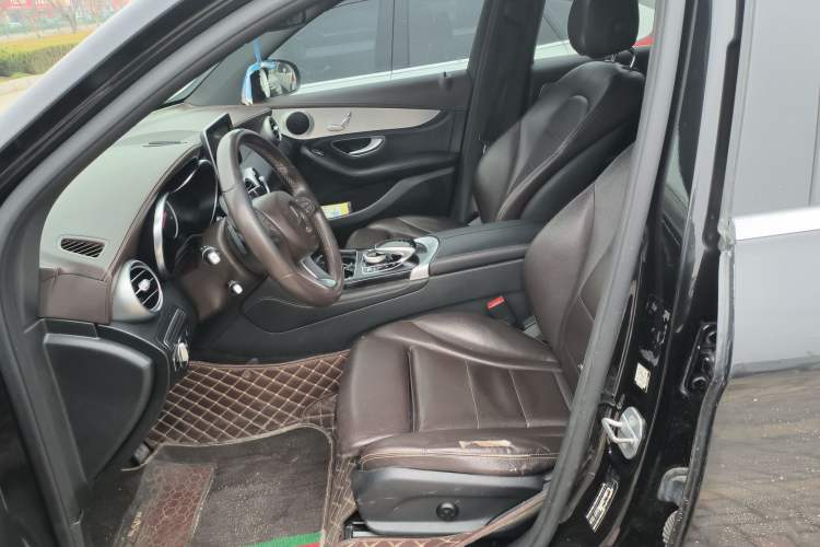 Used Mercedes-Benz GLC 2018 Facelift GLC 200 4MATIC
