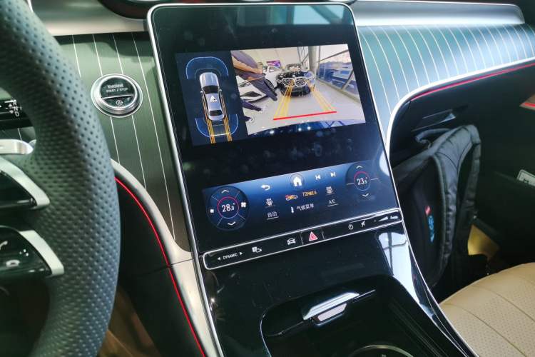 Used Mercedes-Benz C-Class 2024 Second Facelift C 260 L Sport Edition
