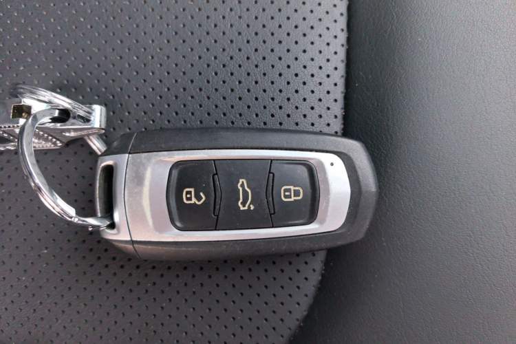 Used Geely Auto Emgrand GS 2016 Sport Edition 1.3T Manual LingShang Model