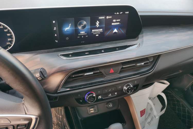 Used Buick GL6 2021 323T Mild Hybrid Connect Luxury Model
